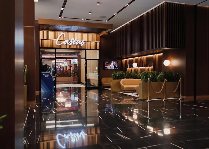 Hotel Cherno More